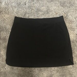 32 Cool black Skirt/Skort size  large